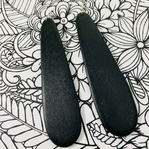 Black Long sexy modern wooden teardrop earrings - Picture 2 of 4